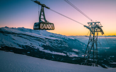 LAAX